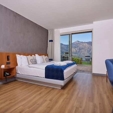 Hotel Castello Lake Front Malcesine Exterior foto