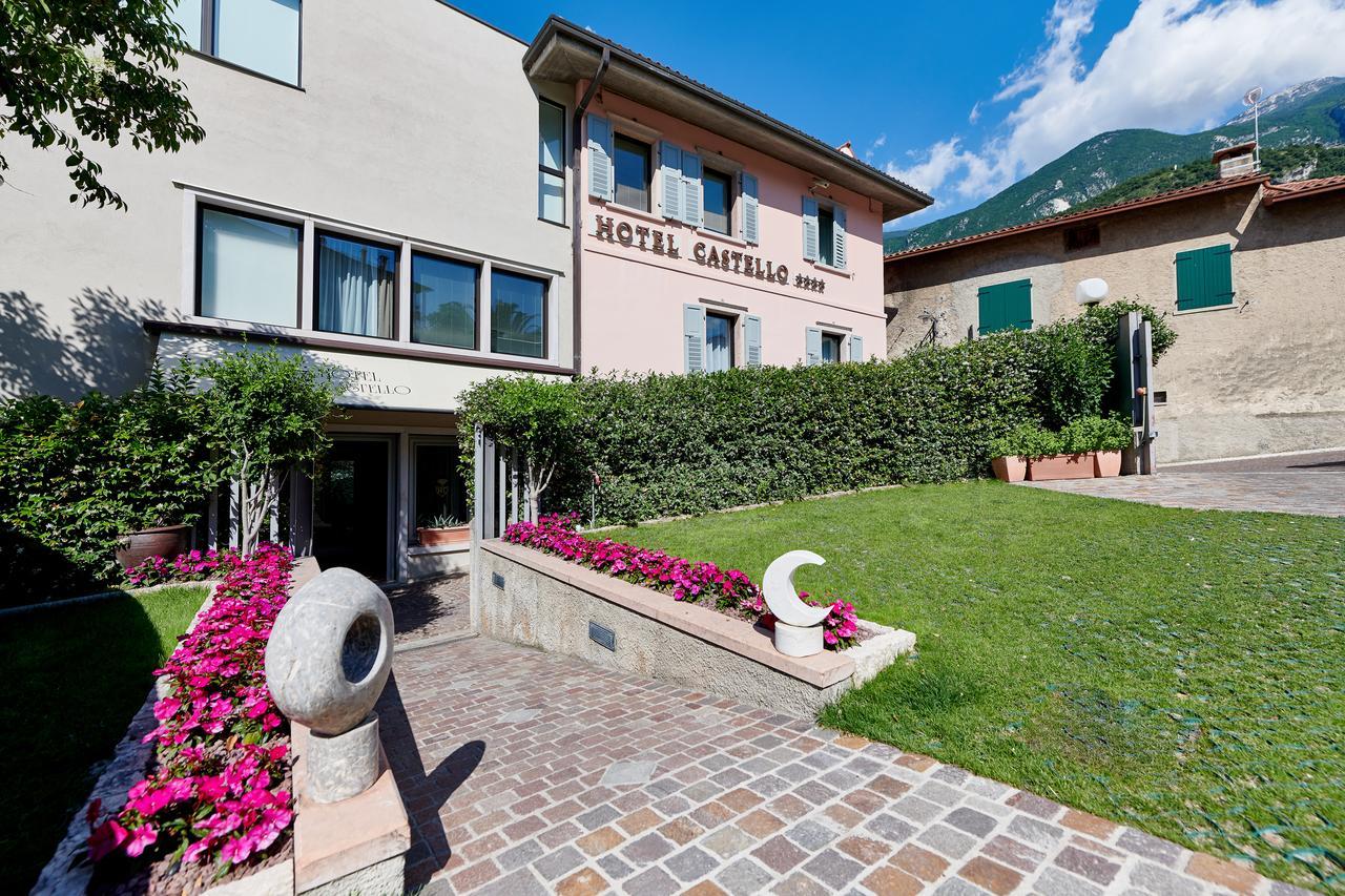 Hotel Castello Lake Front Malcesine Exterior foto